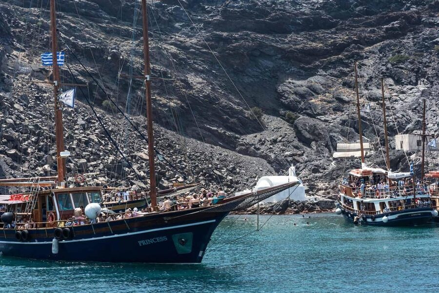 Santorini Port: Cruise to Volcano, Hot Springs & Thirassia - The Caldera Sailing Back to Fira, Oia Views, and Onboard Vibes