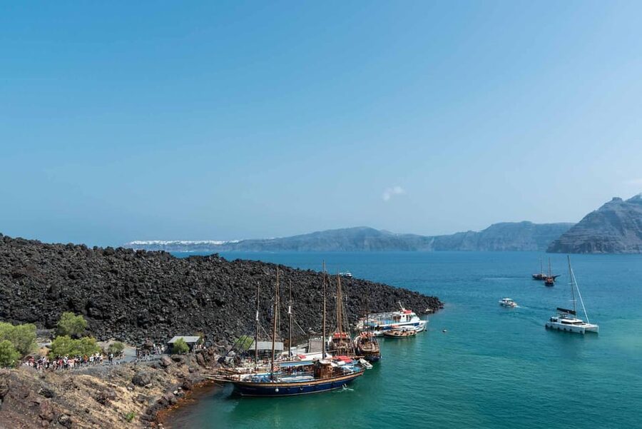 Santorini Port: Cruise to Volcano, Hot Springs & Thirassia - Time, Meeting Point, and Getting to the Boat in Fira
