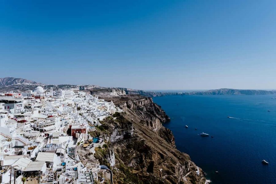 Santorini: Private 3-Hour Highlights Guided Tour with Pickup - Oia for 90 Minutes: Blue Domes, Shopping Stroll, and Photo Timing