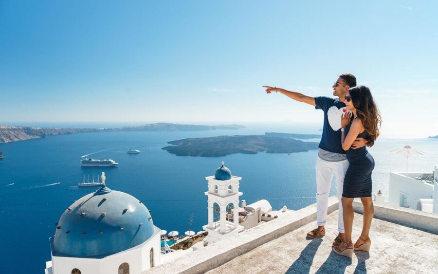Santorini: Private Customizable Car Tour with a Local Guide - Lunch on the beach: how it fits, what to check, and how to make it work