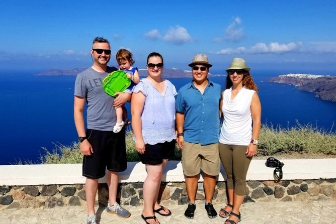Santorini Private Driver: Explore Santorini - Port & Hotel Pickup - Food time: when the restaurant stop is actually worth it