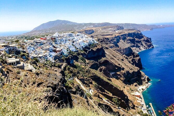 Santorini's Famous Fira to Oia Hike: A Private tour Adventure - Fira to Firostefani: starting in the liveliest Santorini, then stepping into calm