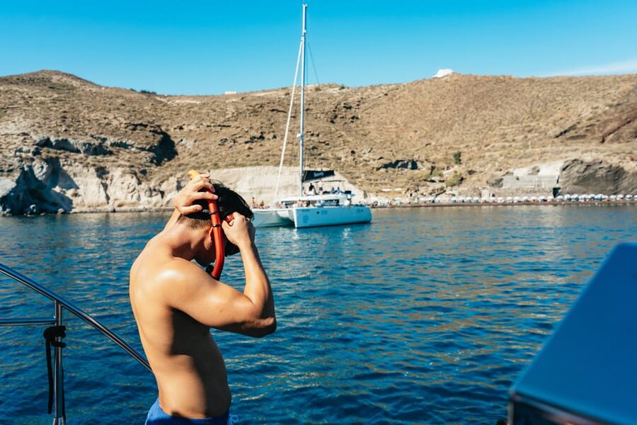 Santorini: Sailing Catamaran Cruise with BBQ and Drinks - BBQ and drinks on board: what you get, plus how the options work
