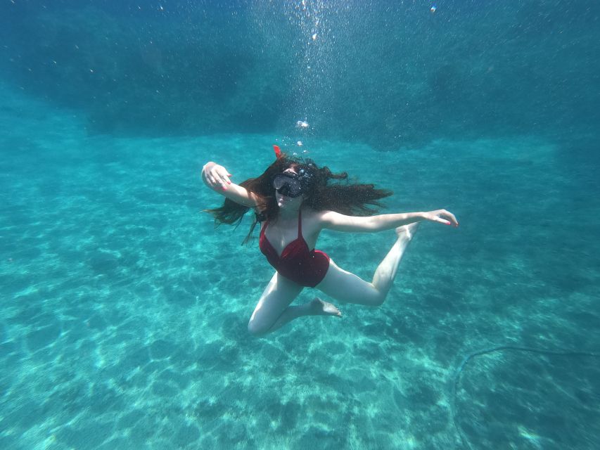 Santorini: Sea Caves Kayak Trip with Snorkeling and Picnic - Quick hits: what makes this Santorini sea kayak day special