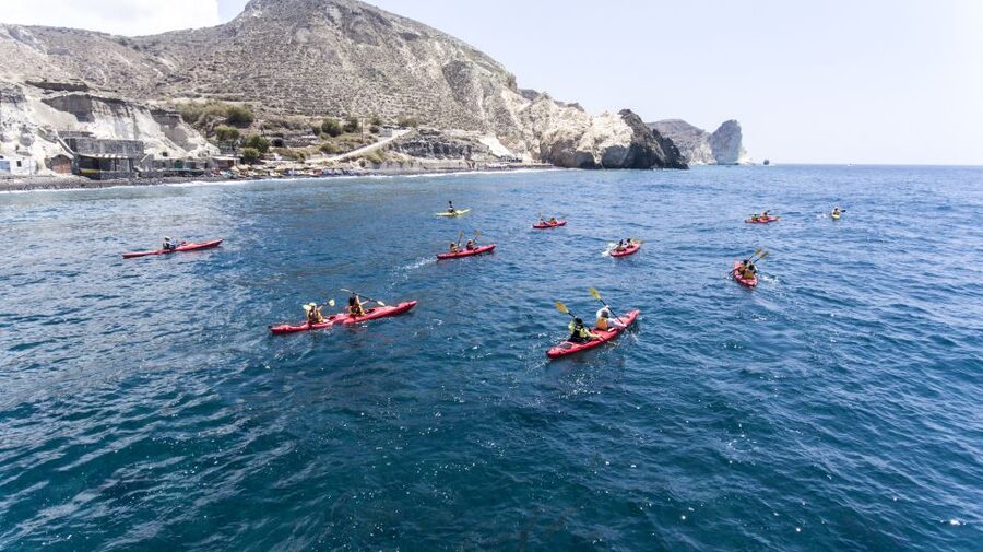 Santorini: Sea Kayaking with Light Lunch - Guides and Group Size: Why the Tour Feels Personal on the Water