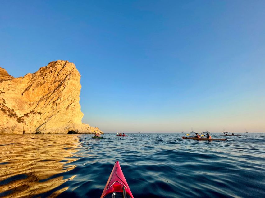 Santorini: South Sea Kayaking Tour with Sea Caves and Picnic - What the guides do best: teaching, pacing, and photos