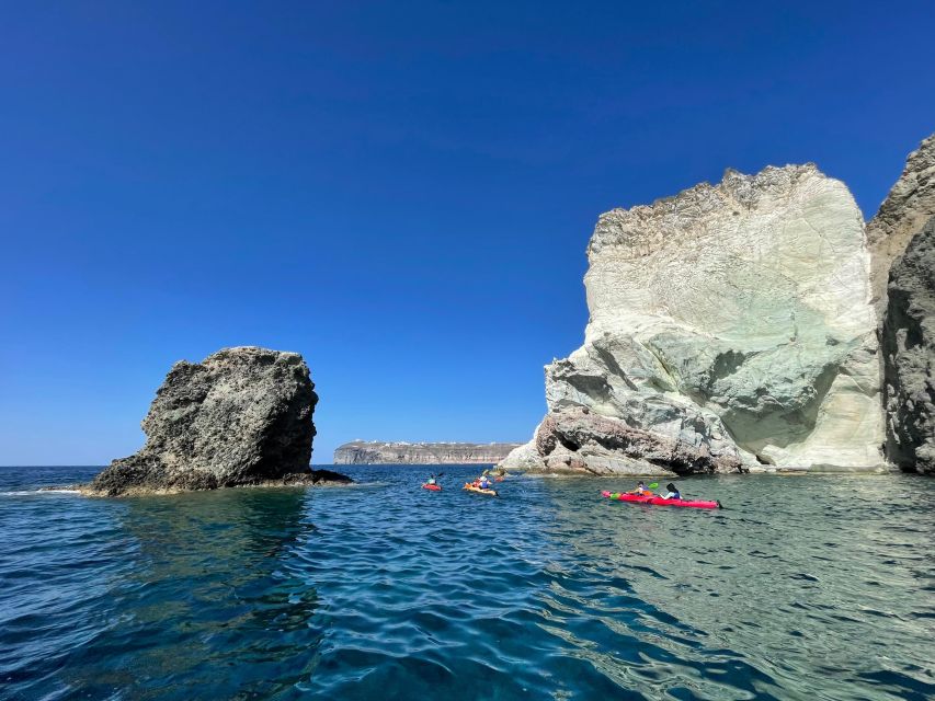 Santorini: South Sea Kayaking Tour with Sea Caves and Picnic - The safety briefing and beginner setup that actually matters