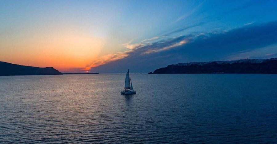 Santorini: Sunset Cruise with Swim Stops, Dinner, and Drinks - Key things I think you’ll care about