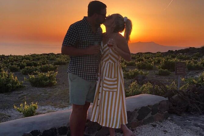 Santorini Sunset Wine Tour with Santo Winery Views - Why this Santorini sunset wine route works so well