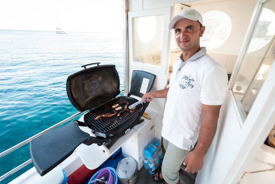 Santorini: Traditional Fishing Trip and Fresh Fish Lunch - The fresh fish lunch BBQ, from sea to plate