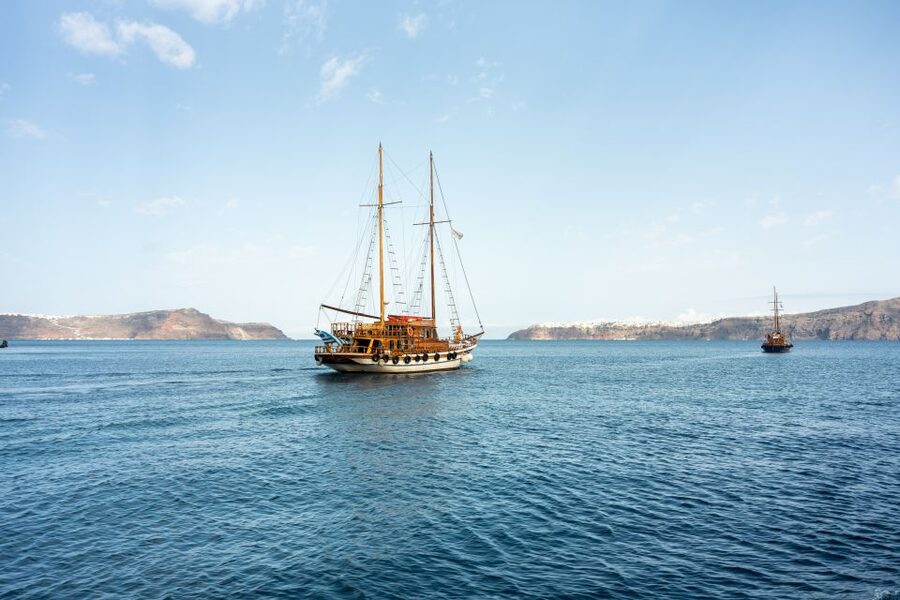 Santorini: Volcanic Islands Cruise with Hot Springs Visit - The Oia Sunset Extension, How To Plan Your Timing
