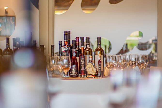 Santorini: Wine Tour with Sunset in Oia - Wine Tour Pacing: What the Tastings Add Up To