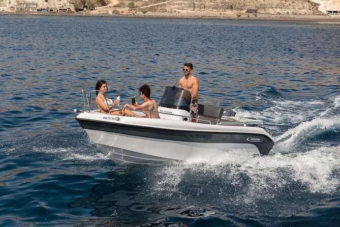 Self-Drive License-Free Boat Rental in Santorini from Vlichada - Fuel Math and Why Your Route Changes the Final Price