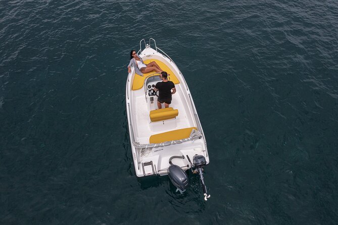 Self-Drive License-Free Boat Rental in Santorini from Vlichada - Choosing Your Time Slot: 9am to 2pm vs 3pm to 8pm
