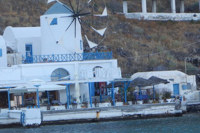 Semi-private Antiparos & Caves Blue Lagoon OR Rina Cave & Small Cyclades - The departure from Naxos Town: what the first hours usually feel like
