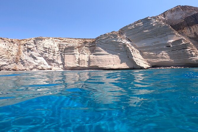 Semi-private Day Cruise - Despotiko lunch and shallow-water time near the cave pass