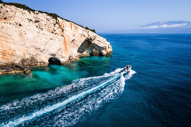 Shipwreck and Blue Caves - Private Speedboat Tour (up to 6 pax) - How the skipper shapes your day, and why it shows up in reviews