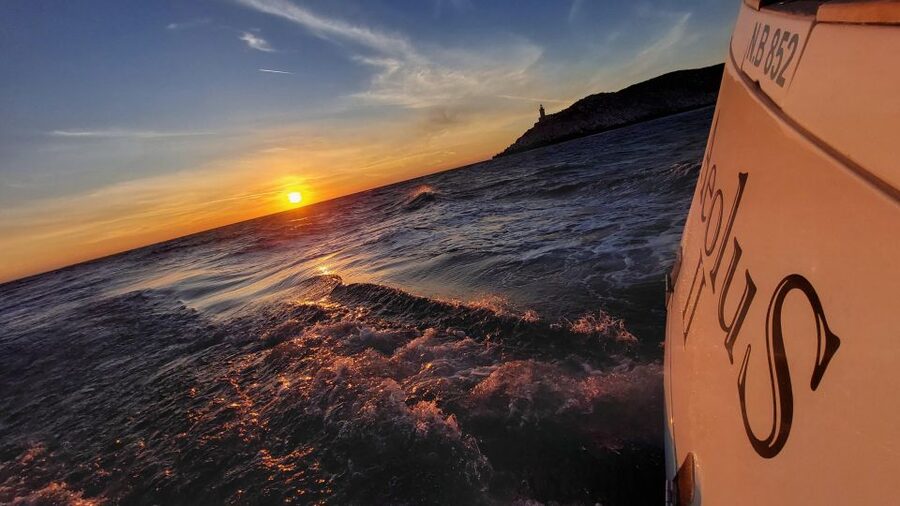 Skiathos: Full-Day Sailing Cruise with Lunch - Tsougria Island Swim Breaks: Clear Water and Easy Beach Time