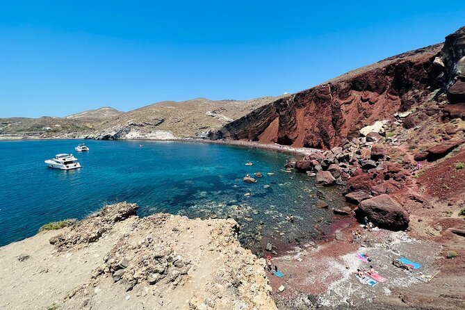 Small Group Sightseeing Tour: All Santorini’s Treasures - Getting picked up and moving around without the stress