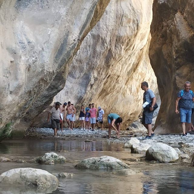 South Crete: Sarakinas Gorge Hike, Swim & Jeep Safari - Kritsa village stop: narrow alleys, quick photos, and local browsing