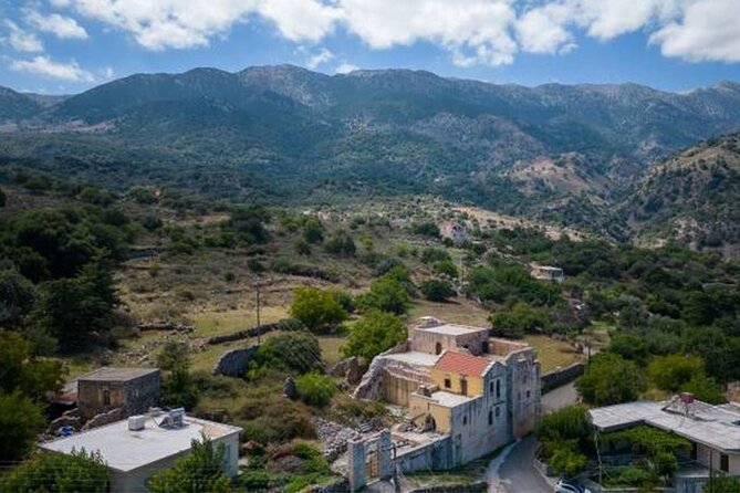 The 7 Villages of Apokoronas Tour - Explore East Chania Mainland - Stop 5, Fres: lunch in a traditional kafeneio
