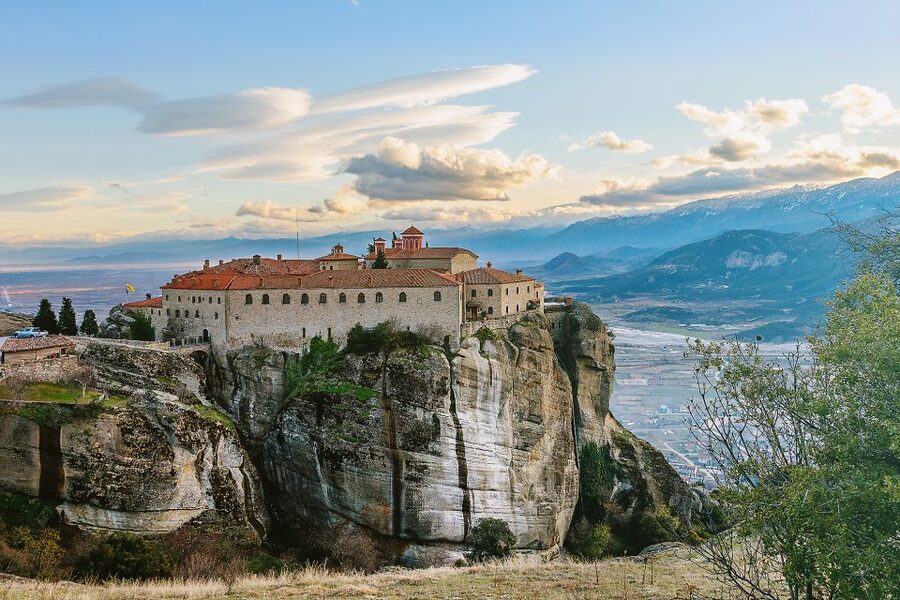 Thessaloniki: Full-Day Bus Trip to Meteora - Why Meteora is worth the long day from Thessaloniki