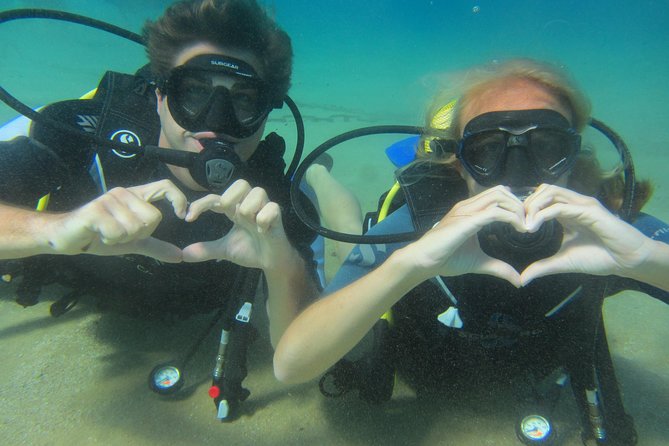 Try a DIVE, discover scuba diving in Mykonos - Logistics in Mykonos: meeting at Lia Beach and staying close to shore