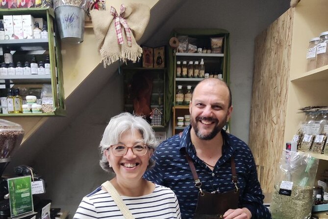 Walking “Food tasting tour” in the town of Chania - Herbs, spices, and the knife makers: why these stops matter