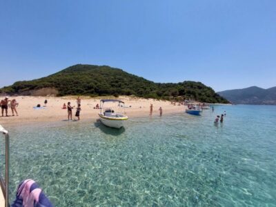 Half-Day Tour to Turtle Island and Keri Caves