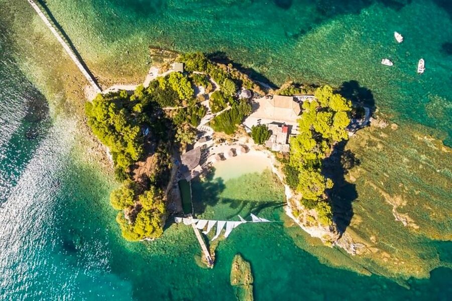 Zakynthos: Marathonisi, Cameo Island and Keri Caves Tour - Keri Caves and the Kamara arch: short but memorable sea-cave time