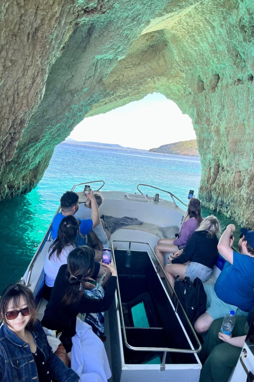 Zakynthos: Shipwreck Beach with Blue Caves Land & Sea Tour - White Beach: how to use your hour well