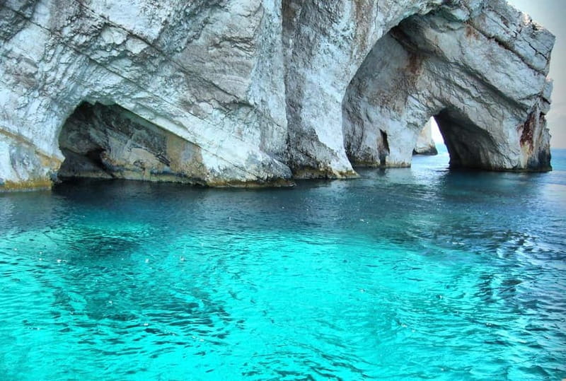 Zakynthos: Xigia, Navagio Shipwreck and Blue Caves Boat Tour - The Captain and Team Matter More Than You Think